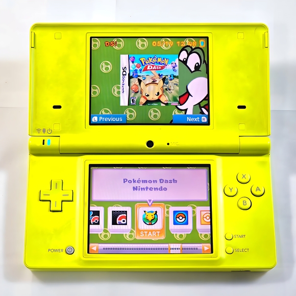 Nintendo DSi Lime Green Handheld ConsolePlug & PlayAccessories & Content